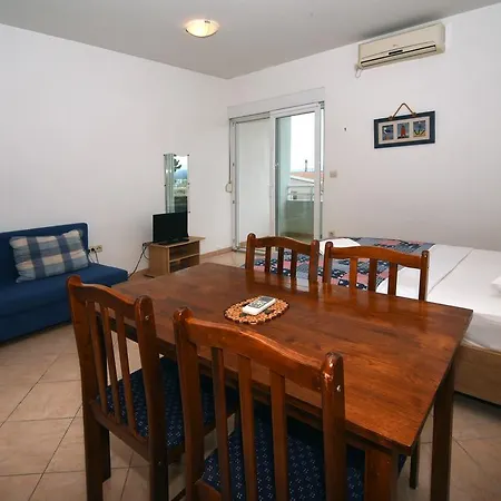 Coric Apartmán Baška Voda