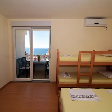 Coric Apartmán Baška Voda