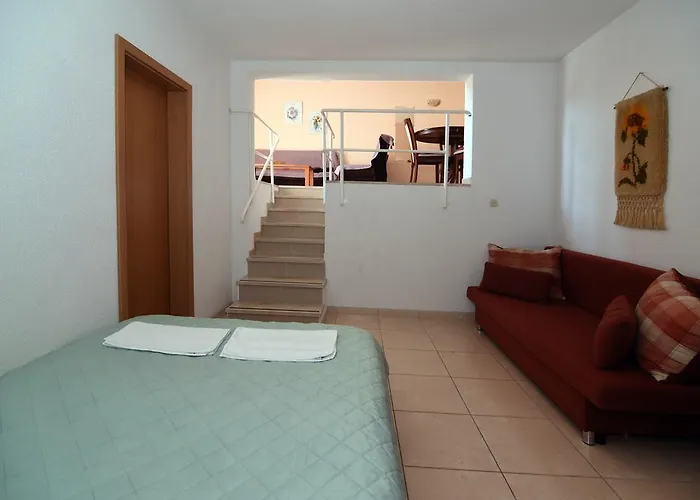 公寓 Coric 巴什卡沃达