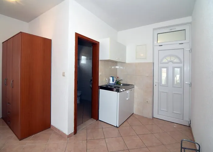 公寓 Coric 巴什卡沃达